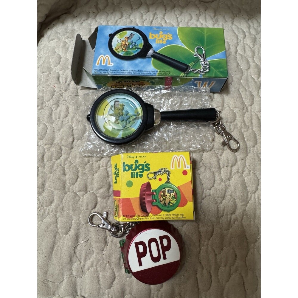 1998 Disney’s Pixar A Bugs Life McDonald’s Magnifying Glass Keychain Lot Of 2